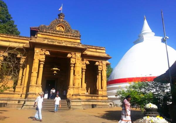 Kelaniya Buddhist Temple