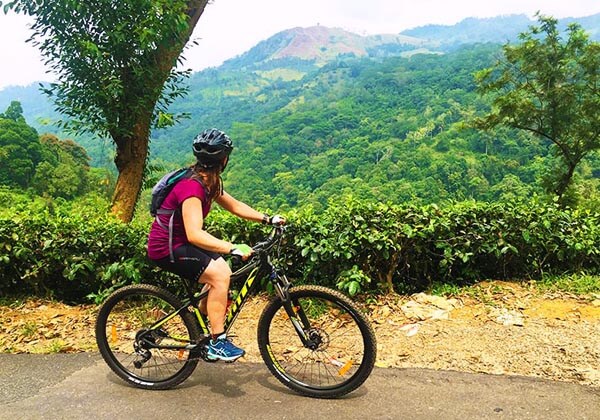 MOUNTAIN BIKING in Sri Lanka